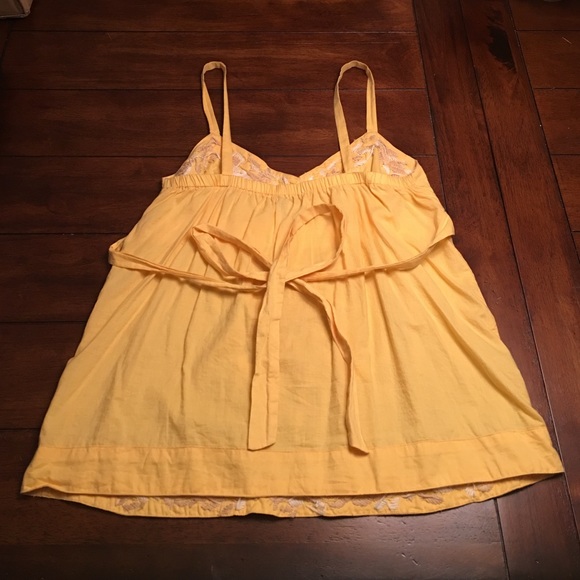 Yellow embroidered tank - Picture 4 of 4