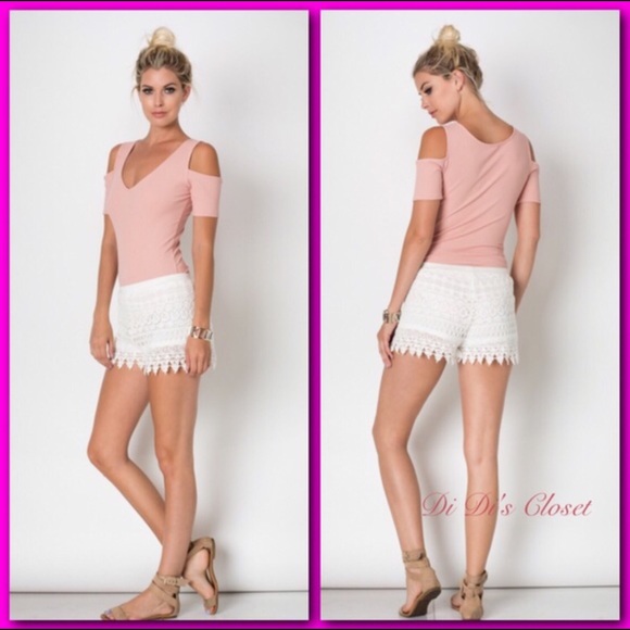 LOWEST PRICE 🔴Peep Shoulder Bodysuit - Picture 2 of 4