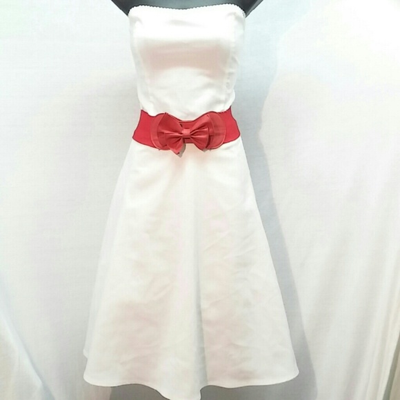 Charlotte Russe Dresses & Skirts - ~~SOLD~~Pinup Rockabilly Strapless Swing dress