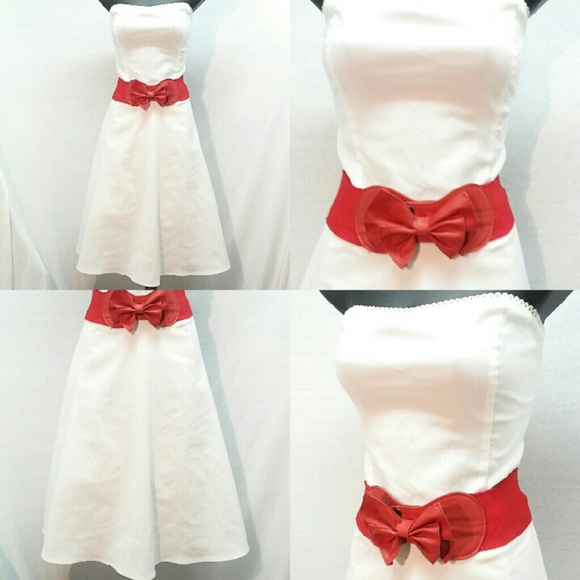 ~~SOLD~~Pinup Rockabilly Strapless Swing dress - Picture 2 of 2