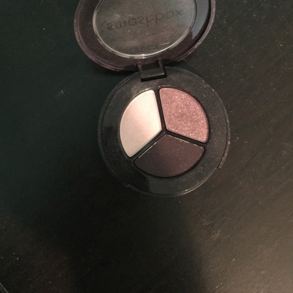 make up - Picture 2 of 2