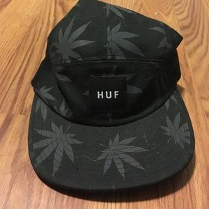 Huf six panel hat