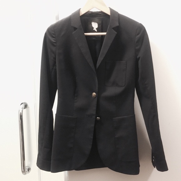 Aritzia Talula Blazer