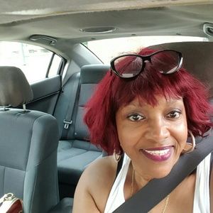 Meet your Posher, Sandra