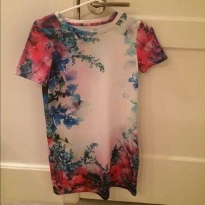 Floral tshirt dress