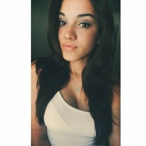 Meet your Posher, Aimelys