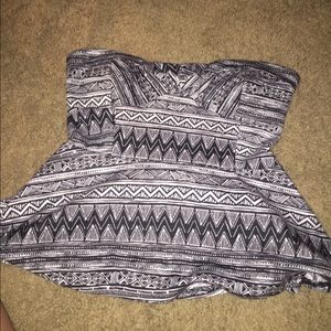 Fulltilt black and white crop top