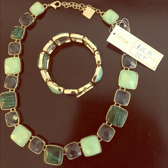 Anne Klein Set!!!