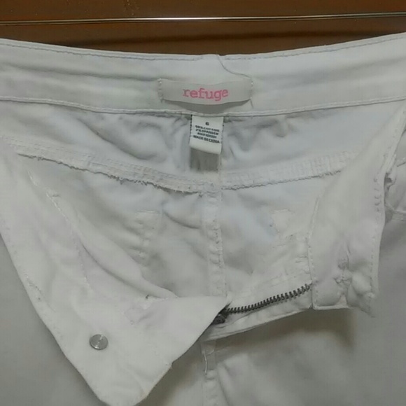 Jeans - Picture 3 of 4