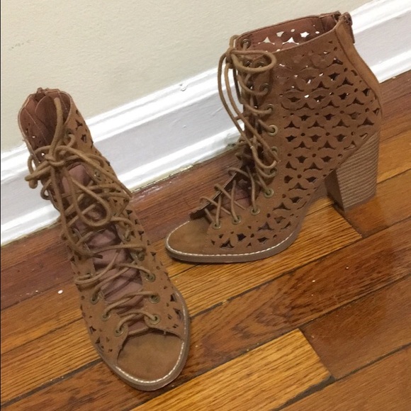 Yoki brown swede women's brie- 07 ankle boots