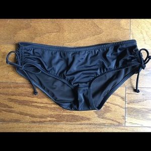 Boy shorts bikini bottoms