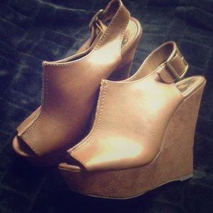 Brown Wedges