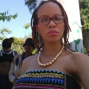 Meet your Posher, Liz