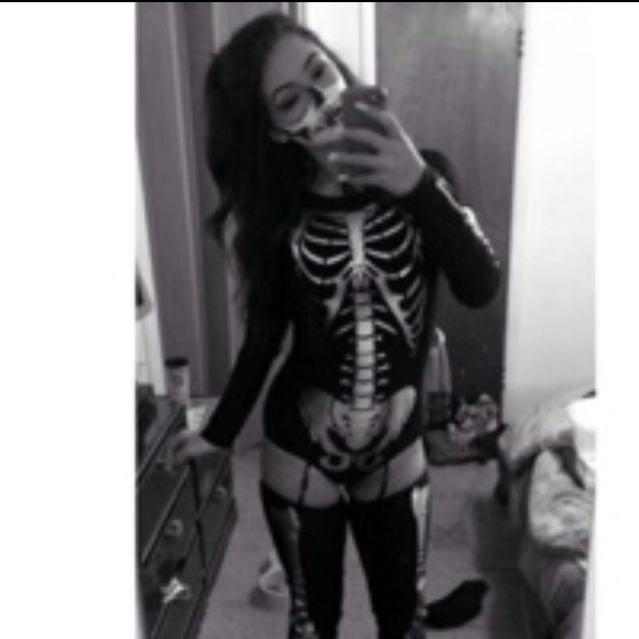 Fashion nova skeleton costume - Picture 2 of 2