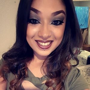 Meet your Posher, Joanna