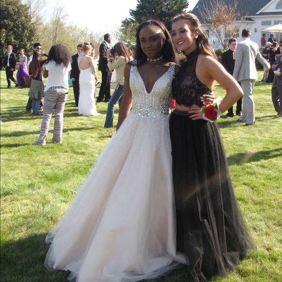 Prom Dress - Picture 4 of 4