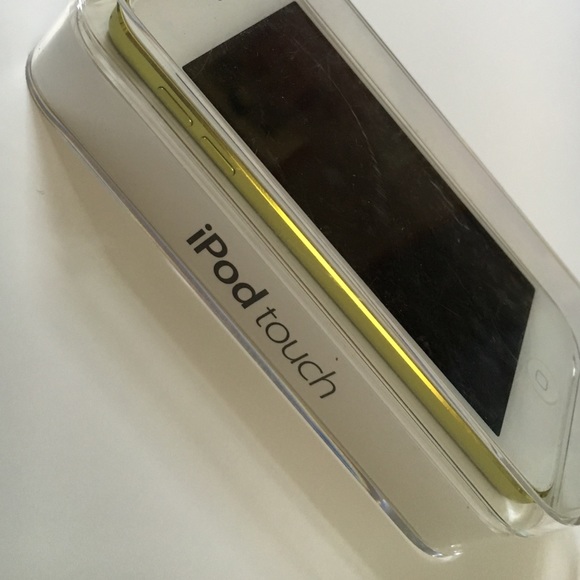 ❌❌SOLD ON Ⓜ️ERCARI❌❌📱IPod Touch 5th Generation📱 - Picture 4 of 4