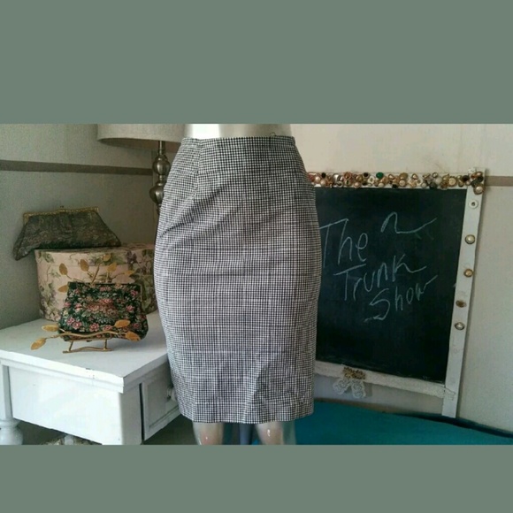 SOLD💁BRIGGS N.Y. Pencil Gingham Skirt Size 14