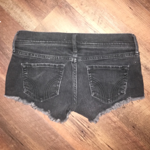 Shorts - Picture 2 of 2