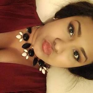 Meet your Posher, Nadia