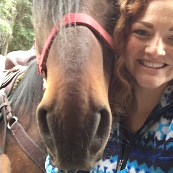 Meet your Posher, Jessica