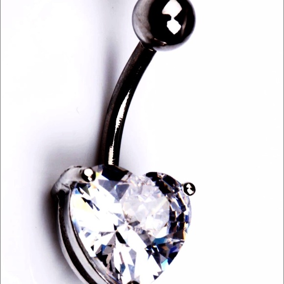CRYSTAL HEART BELLY RING - Picture 4 of 4