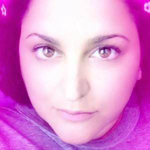 Meet your Posher, Azzie