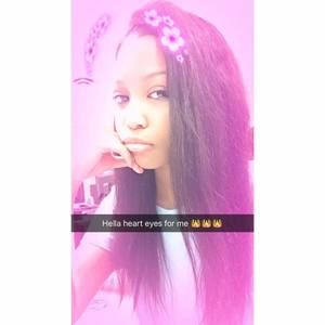 Meet your Posher, Ebony