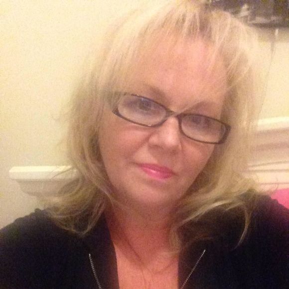 Meet your Posher, Dianna