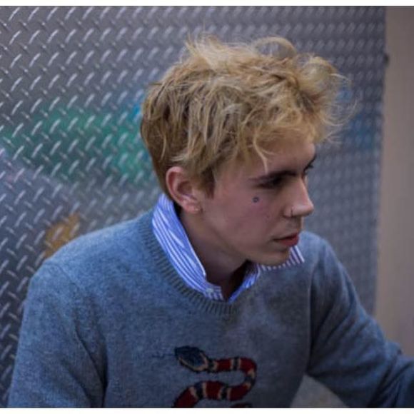 Meet your Posher, Michael