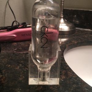 3.4 ounces of unisex CK