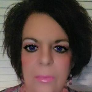 Meet your Posher, Debra