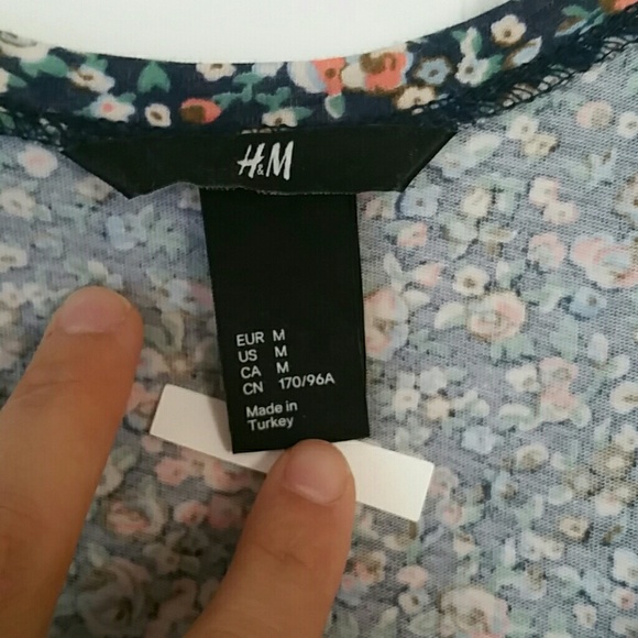 H&M dress - Picture 2 of 4