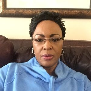 Meet your Posher, Pearlie