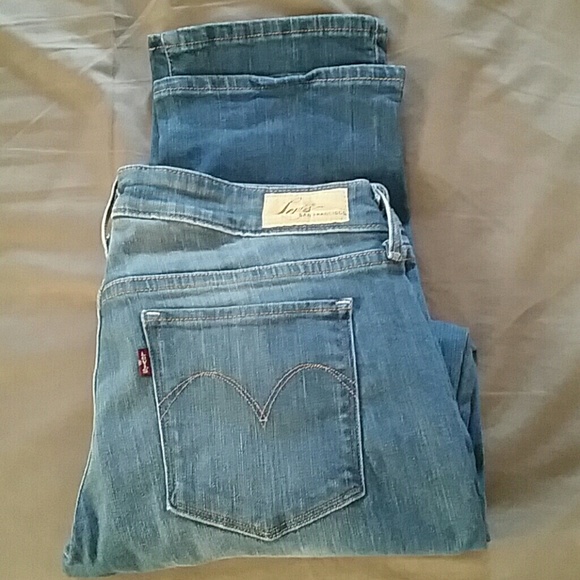 Levis jeans