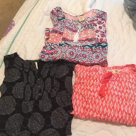 Peasant top bundle! - Picture 1 of 4