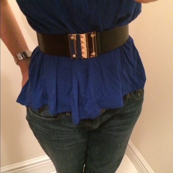 Black faux leather with gold accessory S belt