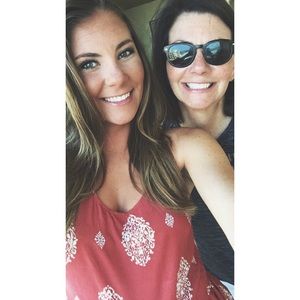 Meet your Posher, Claire