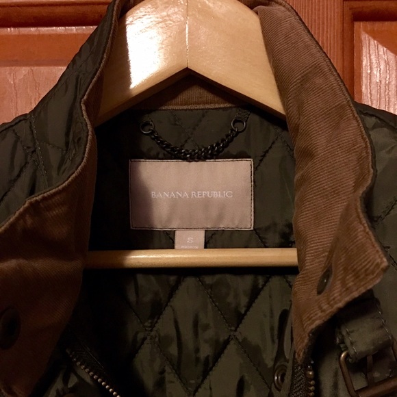 Banana Republic Quilted Vest🌵 - Picture 3 of 4