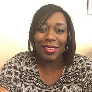 Meet your Posher, Desiree