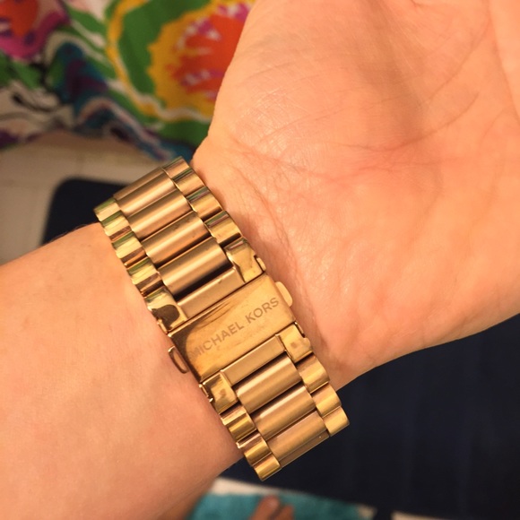 Watch - Picture 2 of 2