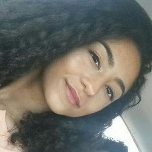 Meet your Posher, Maxine