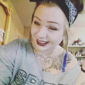 Meet your Posher, Meagan