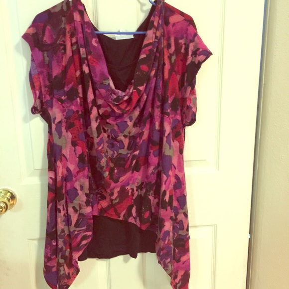 Floral shirt shark bite hem