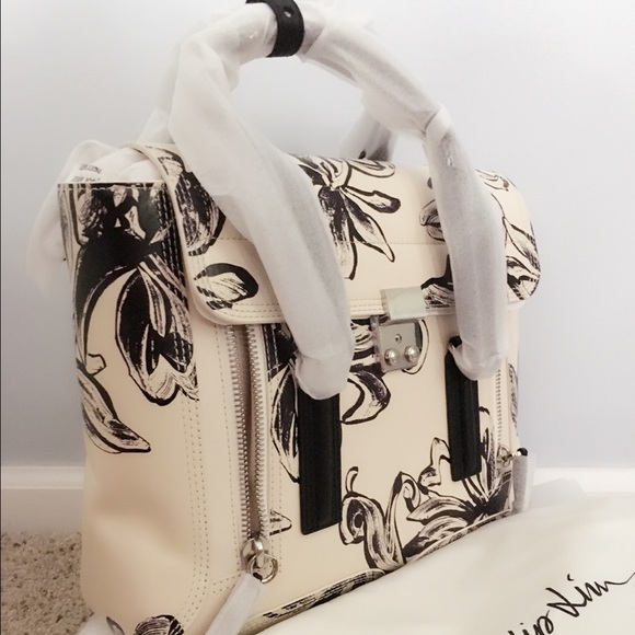 3.1 Phillip Lim Off-White Floral Medium Pashli - Picture 3 of 3