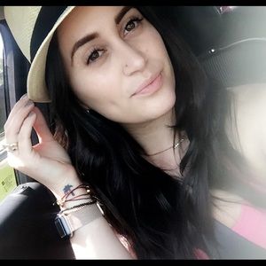 Meet your Posher, Krysty