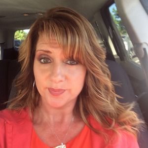 Meet your Posher, Sharon