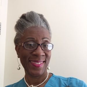 Meet your Posher, Lizzie