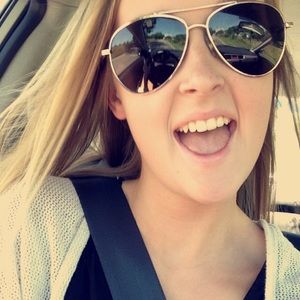 Meet your Posher, Kristan