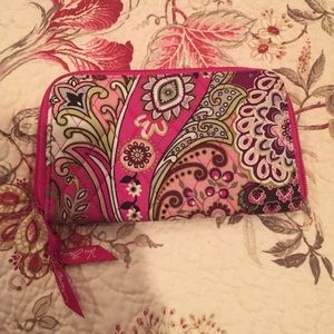 Vera Bradley Very Berry Wallet